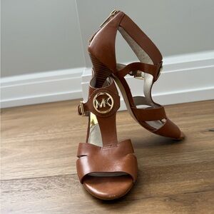 Michael Kors Brown Leather T-Strap Heeled Sandals with Gold Logo